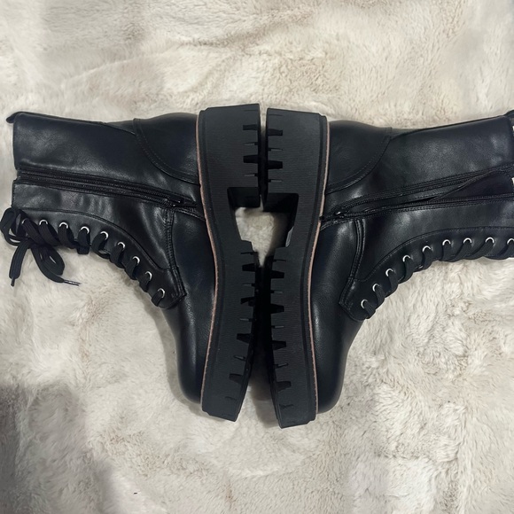 DV by Dolce Vita Black Chunky Combat Boots - Picture 6 of 7